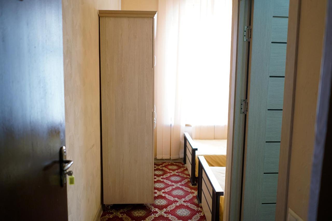 Elko Hotel Ереван Экстерьер фото