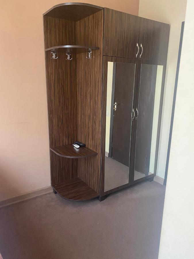 Elko Hotel Ереван Экстерьер фото