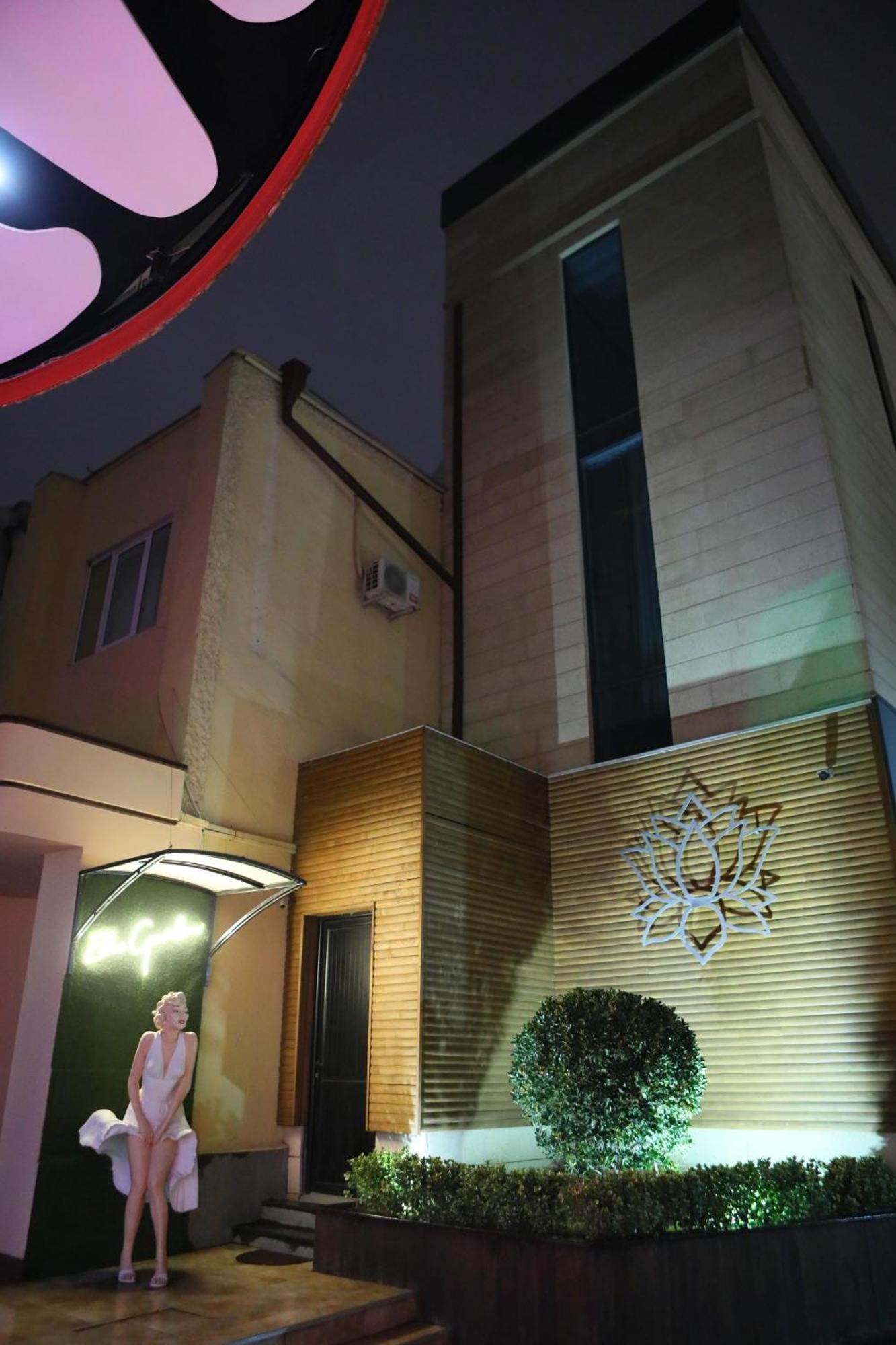 Elko Hotel Ереван Экстерьер фото