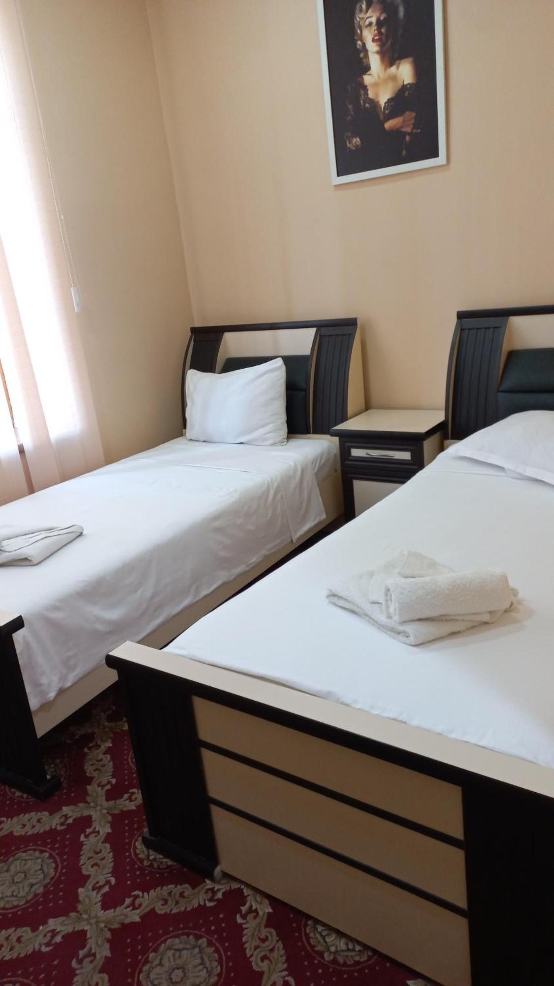Elko Hotel Ереван Экстерьер фото